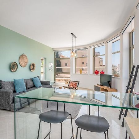 Superbe Apt Avec Terrasse Tres Proche De La Mer ! Tel-Aviv Kültér fotó