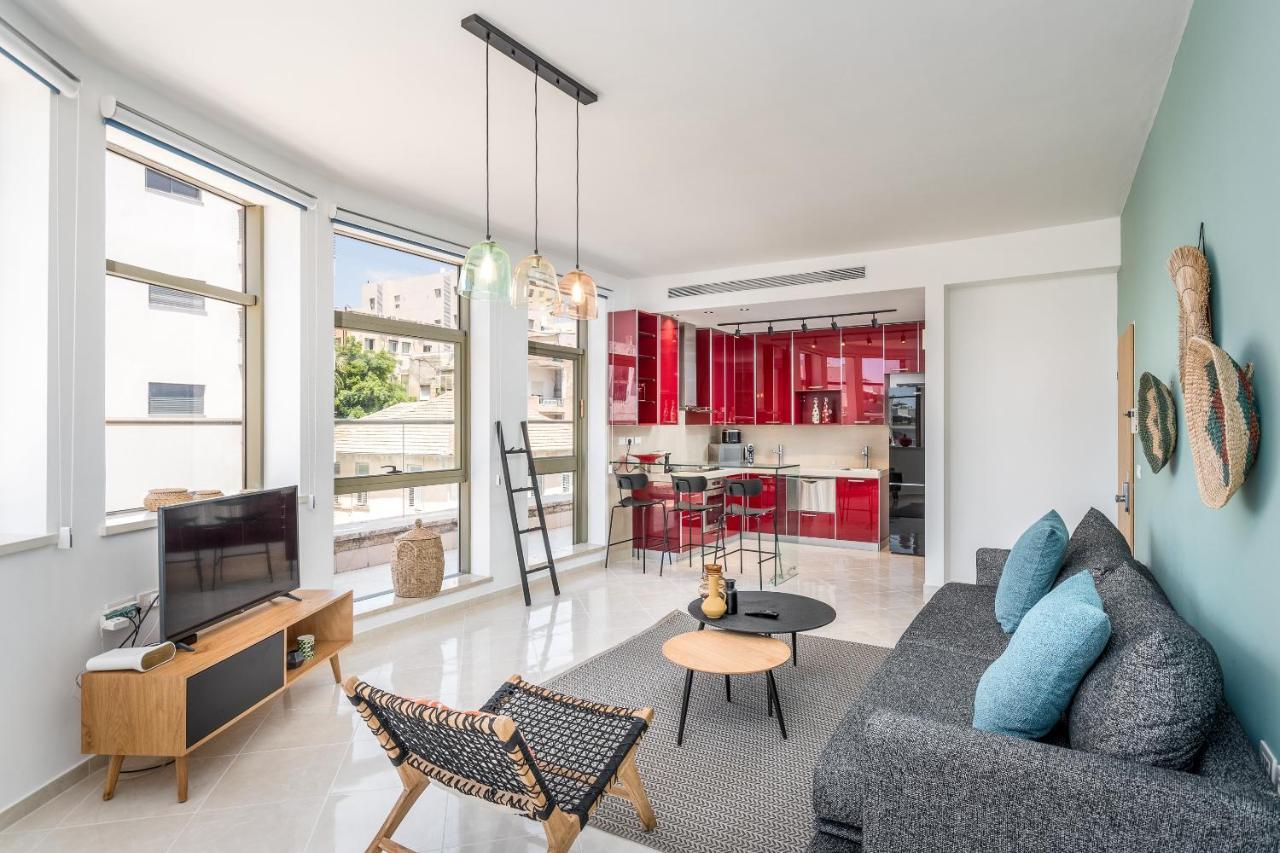Superbe Apt Avec Terrasse Tres Proche De La Mer ! Tel-Aviv Kültér fotó